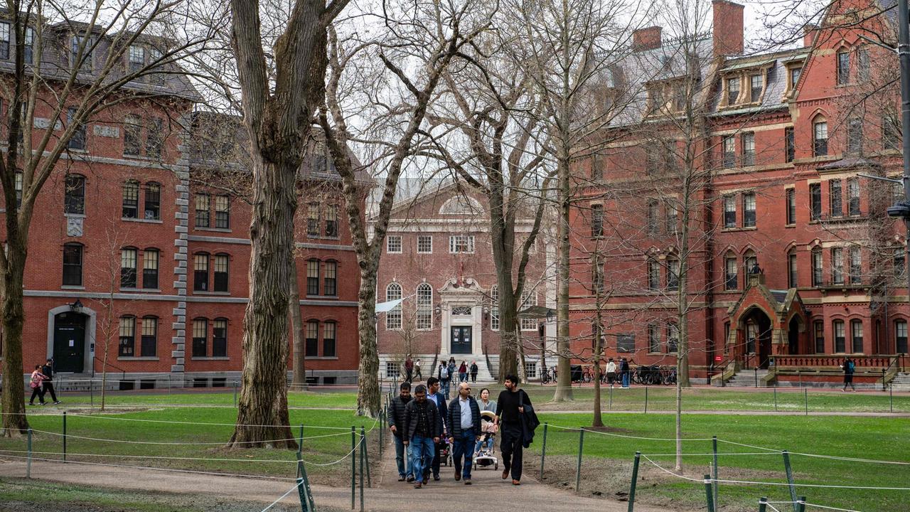 US-Regierung nimmt Visa-Entzug für Studenten wohl vorerst zurück