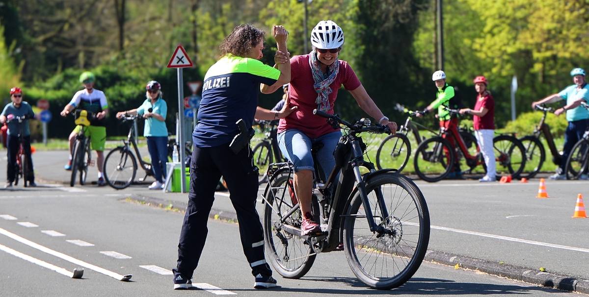 Mit mehr Sicherheit und Spaß im Sattel: E-Bike-Fahrsicherheitskursus in Wuppertal