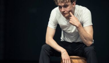Jonas Dumke gastiert mit preisgekröntem Kleist-Stück im Theater