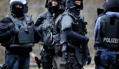 In Duisburger Ferienwohnung – Polizei nimmt Tatverdächtige fest