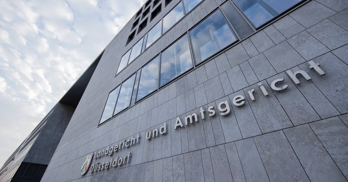 Mehr als 10.000 Euro bei Senioren erbeutet – Frau vor Gericht