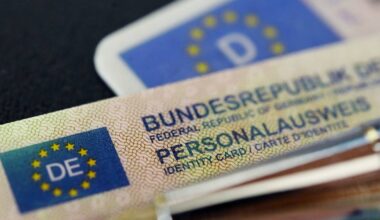 Bis wann Meldestellen Passfotos auf Papier dulden