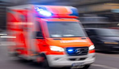Senior schwebt in Lebensgefahr – Polizei sucht Zeugen