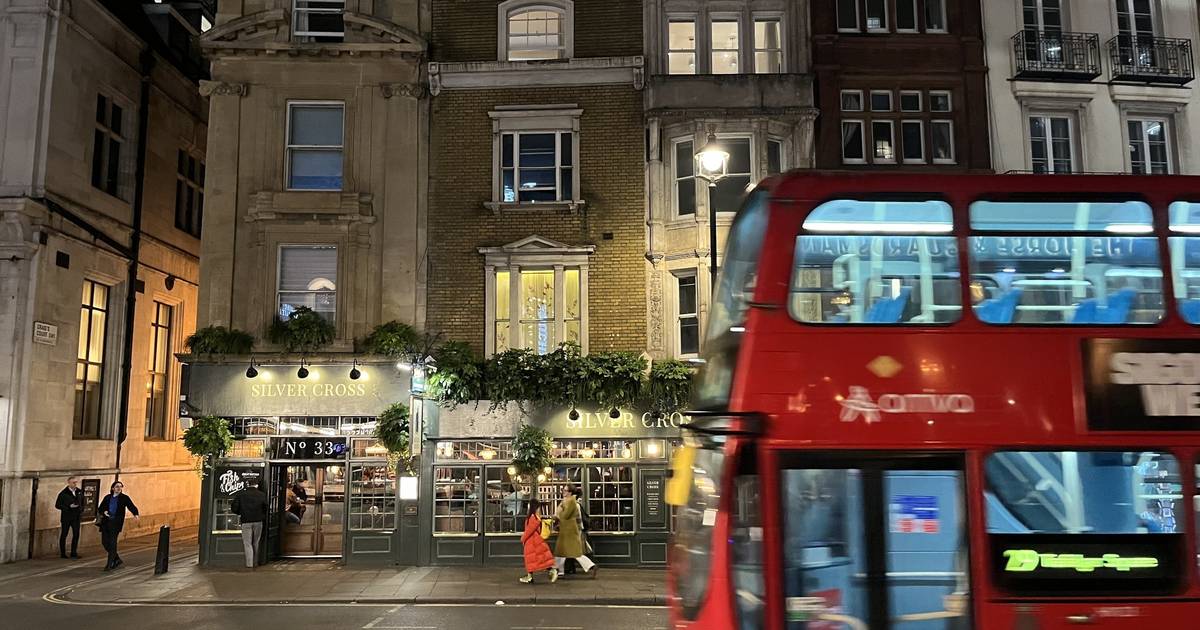 Pubs in Großbritannien öffnen länger