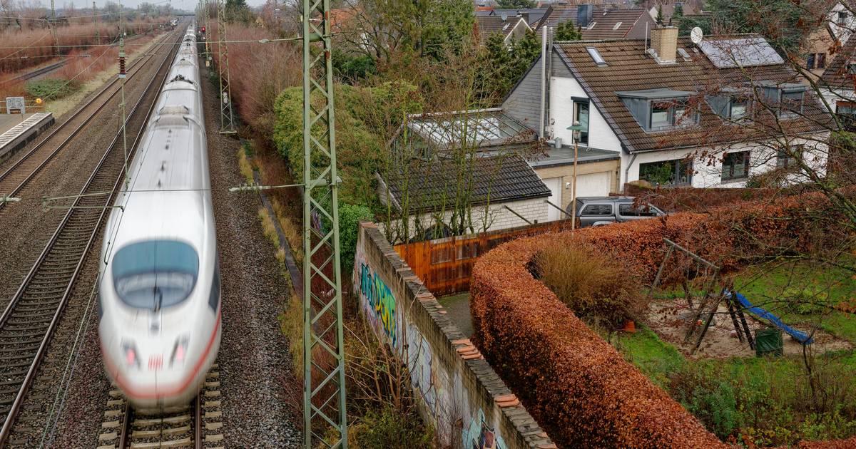 Die Stadt kämpft für ansprechende Lärmschutzwände in Angermund
