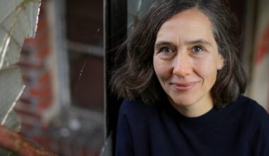 Dorothee Krings stellt Buch „Tage aus Glas“ vor