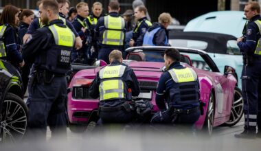 Kontrollen am „Car-Freitag 2025“ am Corneliusplatz/Königsallee