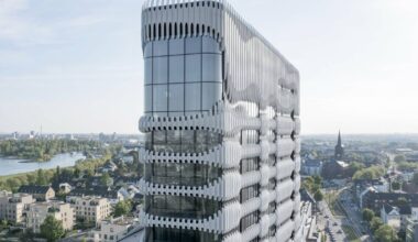 RKM 740 Tower wird nach Insolvenz verkauft