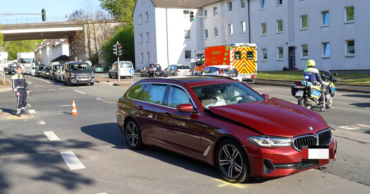 Schwerer Verkehrsunfall in Wuppertal