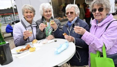 Fischstammtisch auf dem Hardter Wochenmarkt