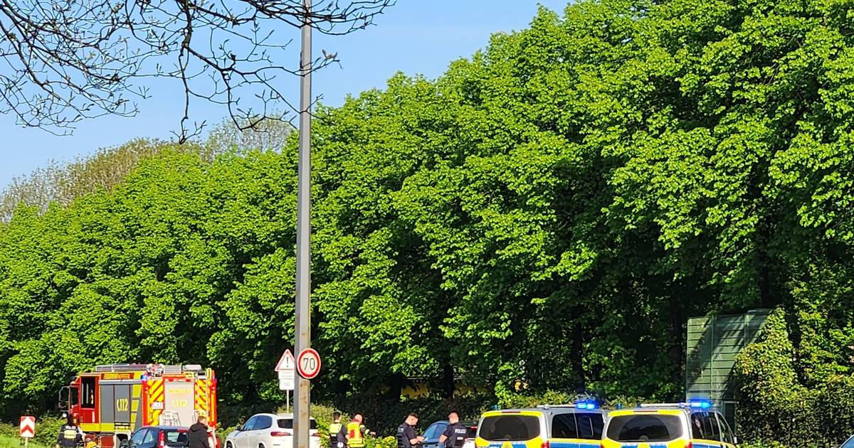 Motorradfahrer leicht verletzt nach Verkehrsunfall in Wuppertal