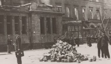 Wuppertalerin Marlis Ottos erinnert sich an das Kriegsende 1945