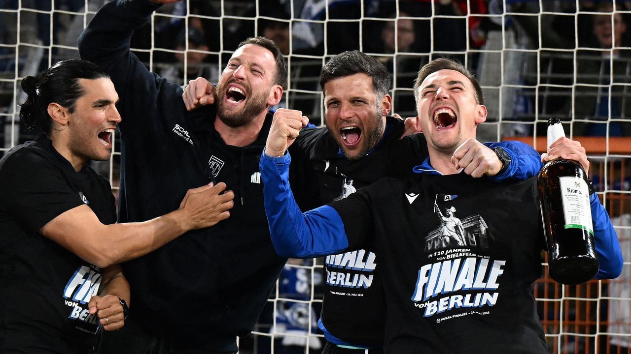 DFB-Pokal gegen Leverkusen: Arminia Bielefeld - von der Alm ins Café Europa und ab nach Berlin