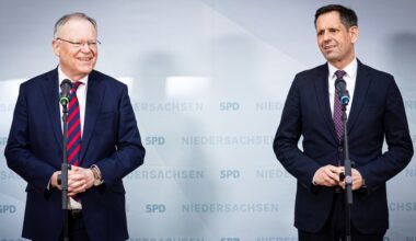 Stephan Weil tritt zurück und gibt an Olaf Lies ab | NDR.de - Nachrichten