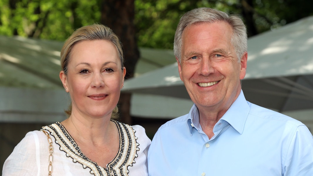 Christian Wulff bestätigt "endgültige Trennung" von Bettina | NDR.de - Nachrichten - Niedersachsen