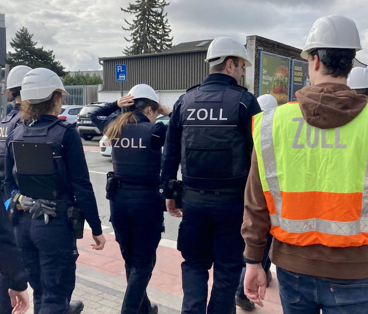 400 Einsatzkräfte durchsuchen Baufirmen - Radio Köln