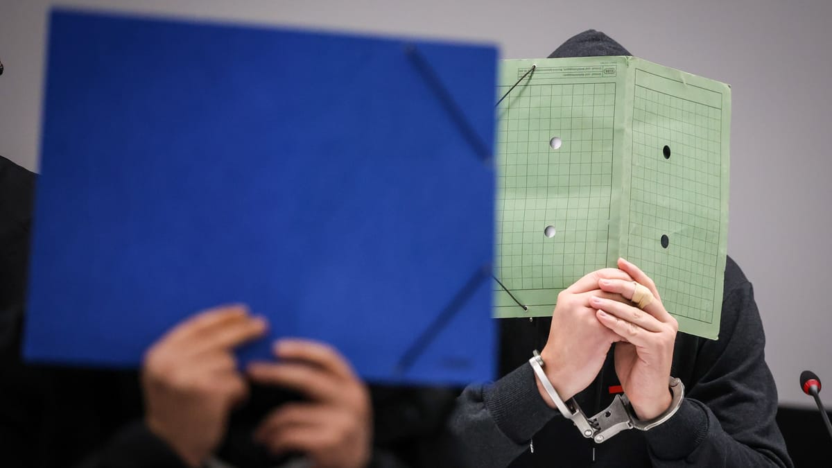 500 Kilo Kokain geschmuggelt – neun Männer warten auf Strafe