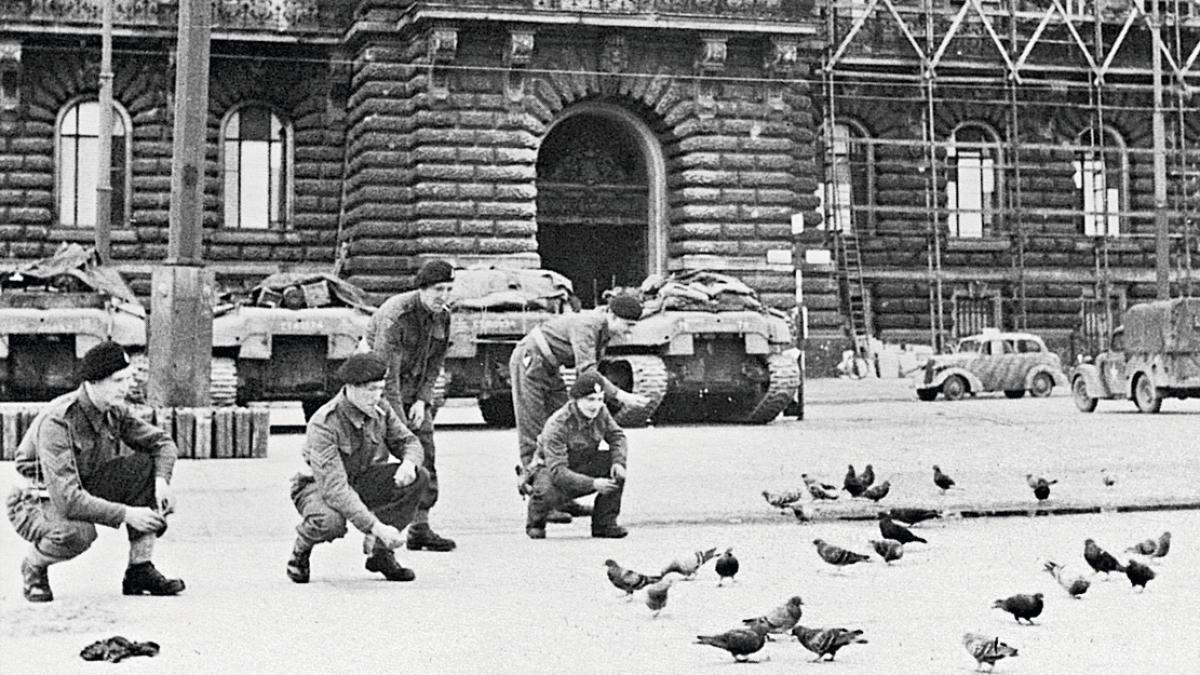Buch über Ende des Zweiten Weltkriegs: Besetzung Hamburgs 1945