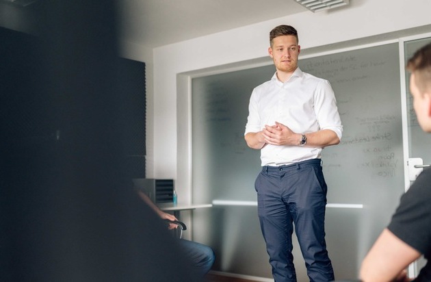 A&M Unternehmerberatung: Warum sich auch Handwerksbetriebe mit KI beschäftigen ...