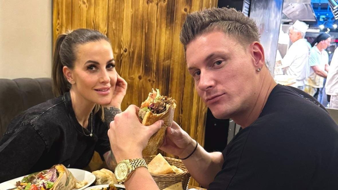 Charlotte Würdig auf Döner-Date mit Calvin Kleinen | Unterhaltung