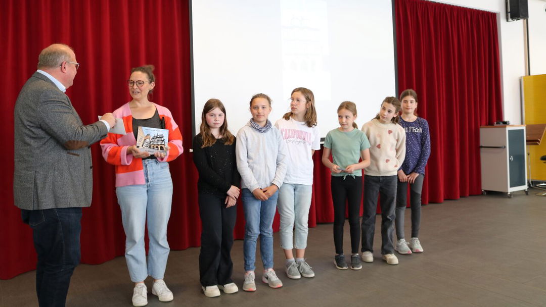 Bürgermeister Paule würdigt Europa-Projekte an der Albert-Schweitzer-Schule