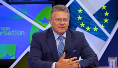 „Ich hoffe, die britische Öffentlichkeit erkennt, wie praktisch das Abkommen ist“, sagt Šefčovič