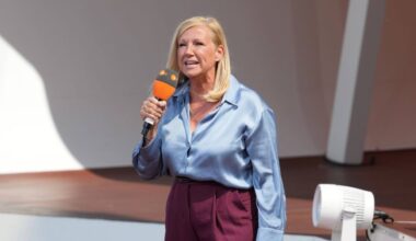 Programmänderung: Andrea Kiewel macht "Fernsehgarten"-Ankündigung