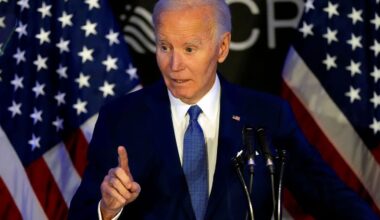 Neues Buch beschreibt Bidens angeblichen Verfall (Archivbild) Foto: Nam Y. Huh/AP/dpa