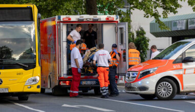 Essen: Senior (86) von Bus überrollt – Bein abgerissen | Regional