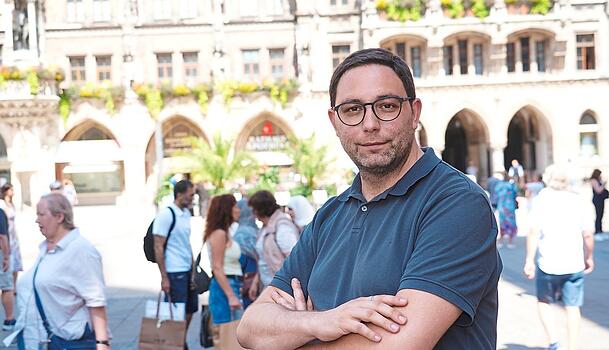Stefan Jagel von der Linken sieht mit einer Olympia-Bewerbung die falsche Priorität gesetzt, vor allem wegen des sozialen Drucks der in der Stadt herrsche.  
