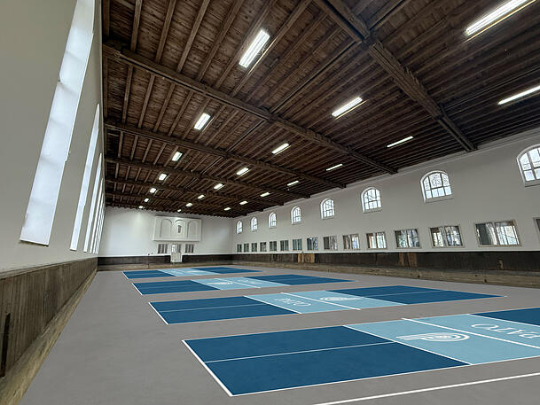 Die Halle bietet vier Indoor-Courts, einen Pro-Shop und eine Community-Lounge. Sie ist täglich von 6 bis 24 Uhr geöffnet.