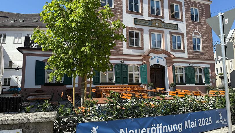 Das Wildbräustüberl am Marktplatz in Grafing.