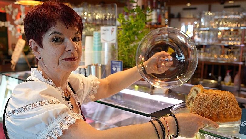 "Schere geht auseinander": Dieses Traditionscafé am Marienplatz schließt nach fast 50 Jahren