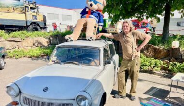 „Man muss schon eine Macke haben“: Oldtimers strömen nach Hartmannsdorf