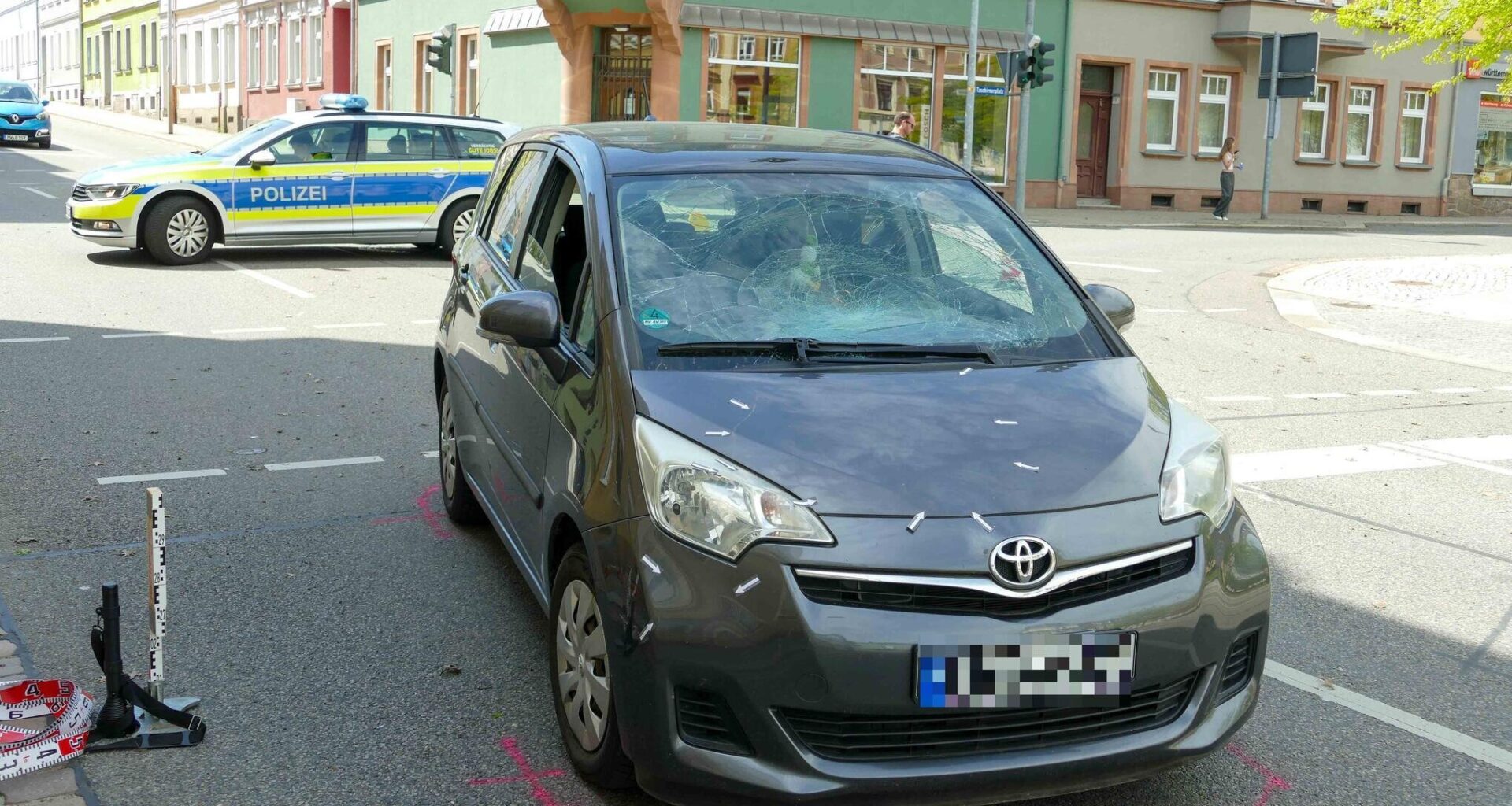Unfall in Mittweida: Fußgänger von Auto erfasst