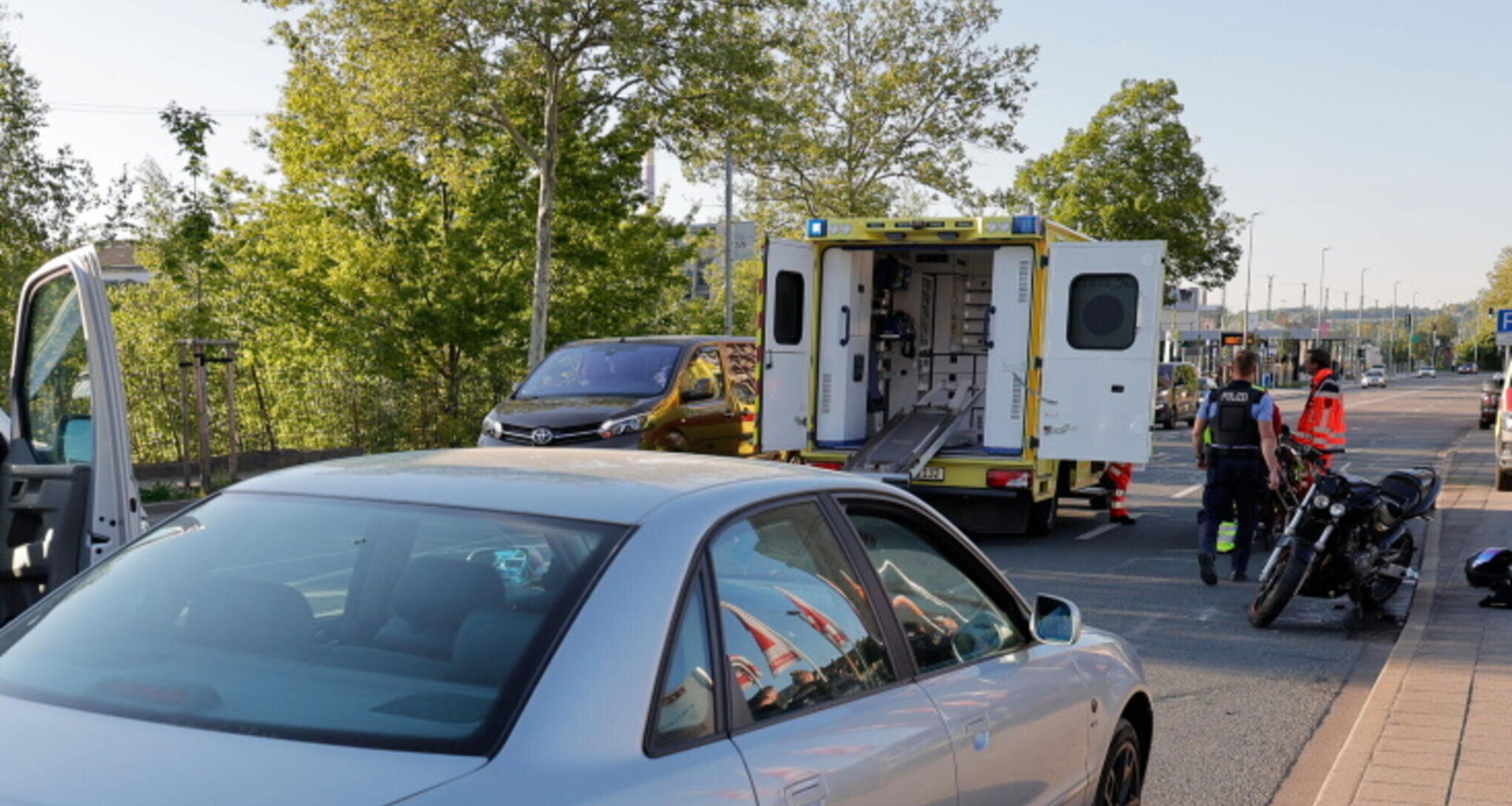 21-jährige Motorradfahrerin bei Unfall in Chemnitz schwer verletzt