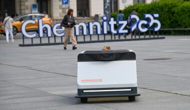 Chemnitz: Eine Müllsammel-Maschine mit Kulturhauptstadt-Auftrag