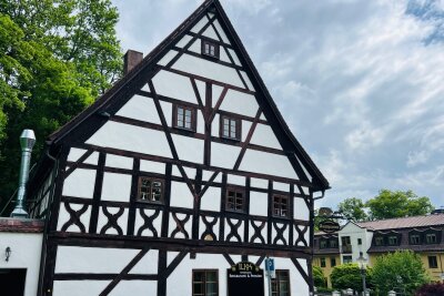 Griechisches Flair: Neues Leben für Traditionslokal auf dem Chemnitzer Schloßberg - In das Traditionslokal "Ausspanne" zieht das griechische Restaurant "Ilios".