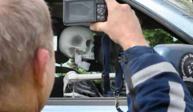Polizei zieht getunte Autos aus dem Verkehr