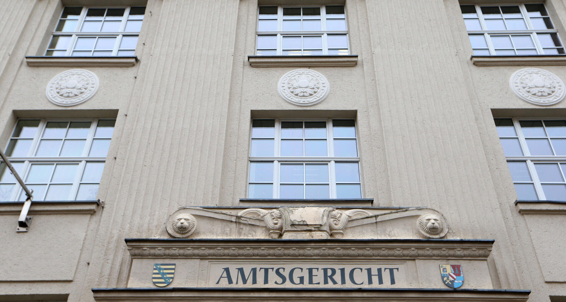Mutmaßlicher Hitlergruß in Hohenstein-Ernstthal bleibt ungestraft