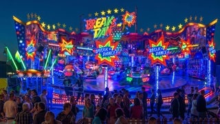 Das Fahrgeschäft "Break Dancer“ auf dem Maimarkt in Pirmasens.