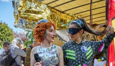 1. Mai in Berlin im Newsblog: Satire-Demo in Grunewald gestartet