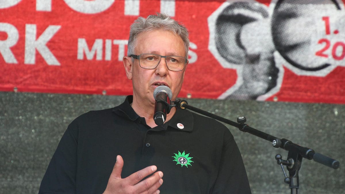 Buhrufe, Pfiffe und hämische Zwischenrufe bei Kundgebung