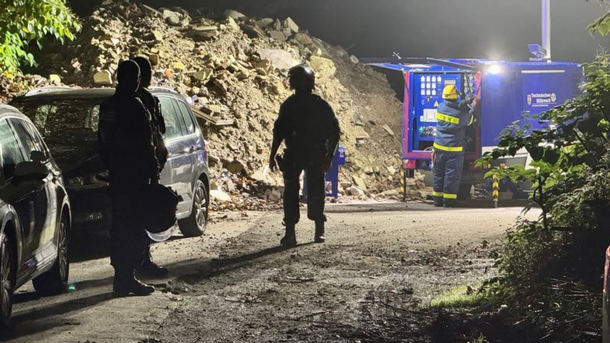 Prozess um illegale Zigarettenfabriken startet