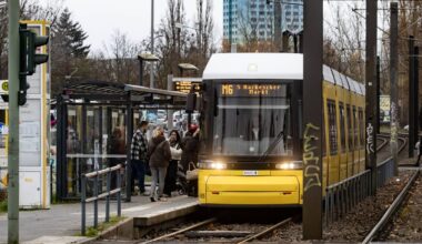 Unfall in Berlin-Lichtenberg: Kind von Straßenbahn angefahren