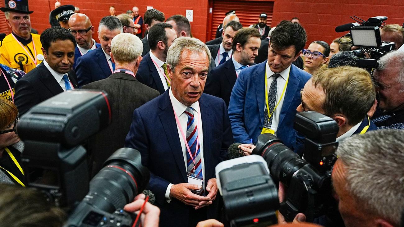 Kommunalwahl in England: Aufwind für Farage: Britisches Zwei-Parteien-System bröckelt