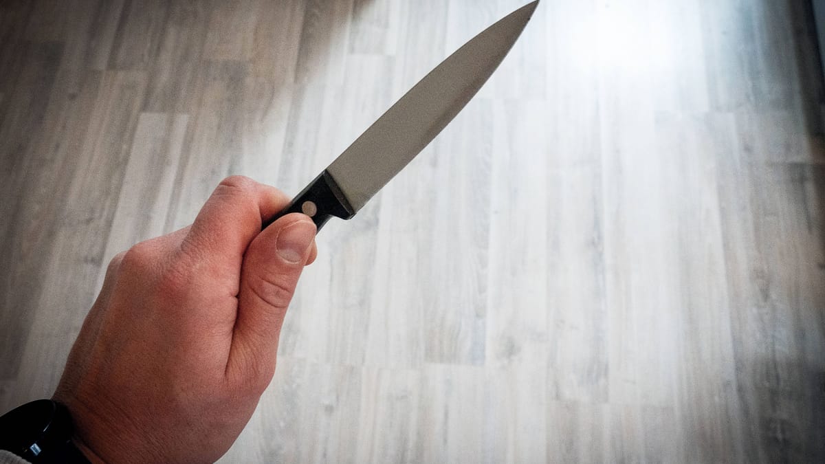 Junger Mann in Nikolassee durch Messerstiche schwer verletzt