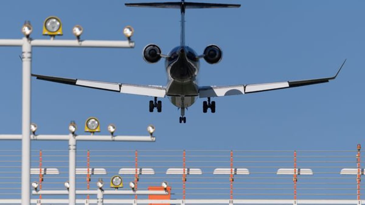 Flugzeug im Landeanflug durch Drohne gefährdet
