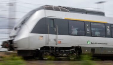 In Halle: Selfies in den Gleisen? S-Bahn muss wegen Pärchen bremsen