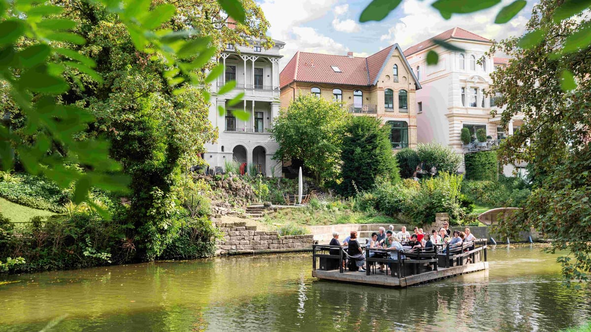 Floßfahrten auf der Oker – Brunch, Krimi, Villenblick